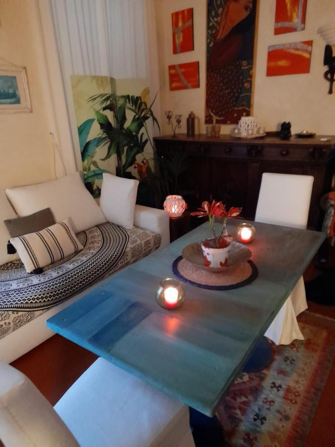 Hotel Glicine Ноли Екстериор снимка