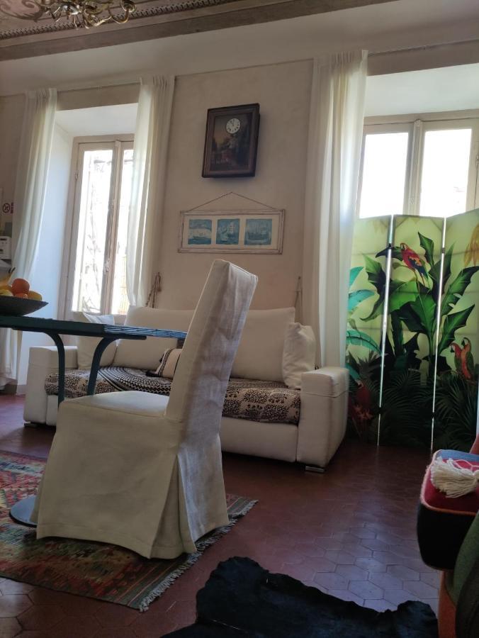 Hotel Glicine Ноли Екстериор снимка